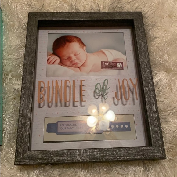 Picture frames - Picture 2 of 3